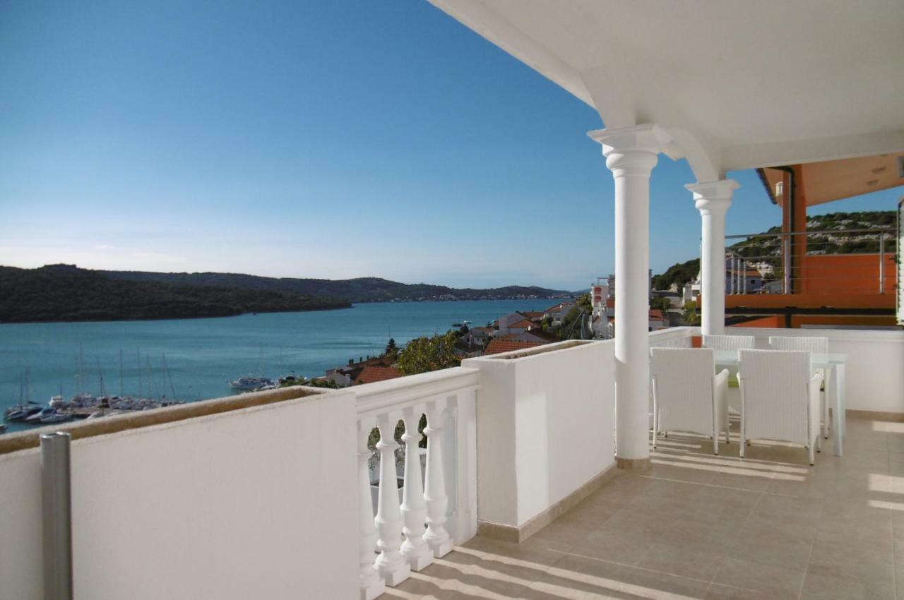 Villa Perla Tisno Ngoại thất bức ảnh